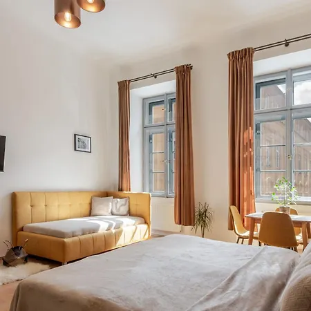 公寓式酒店 Primavera - Castle View 4*