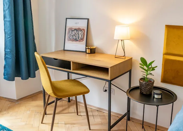 Aparthotel Primavera - Castle View 4*