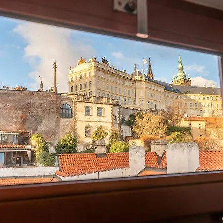 Apartahotel Primavera - Castle View 4*