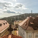 Primavera - Castle View شقة فندقية